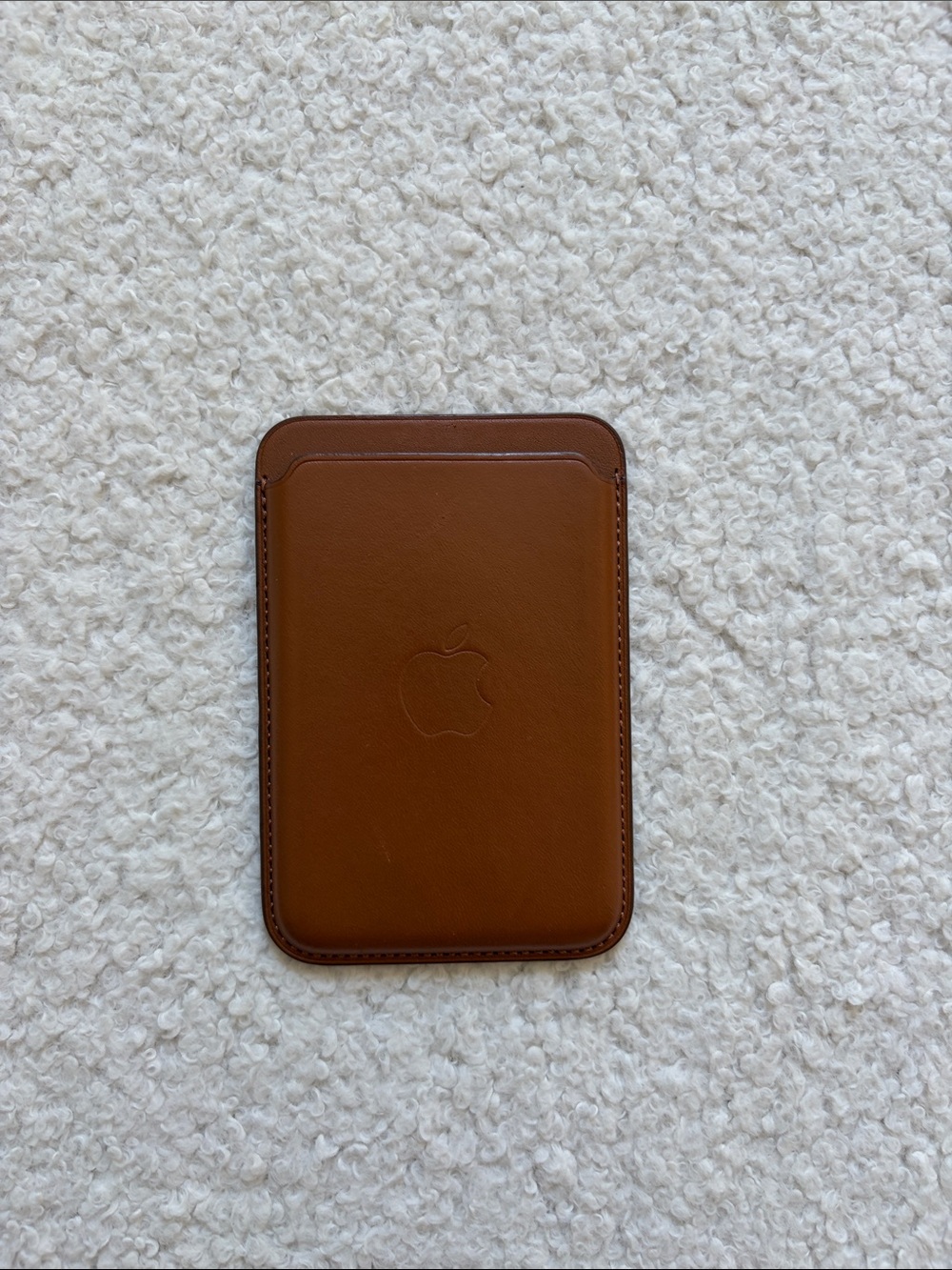 Apple Leather MagSafe Card Wallet in Brown